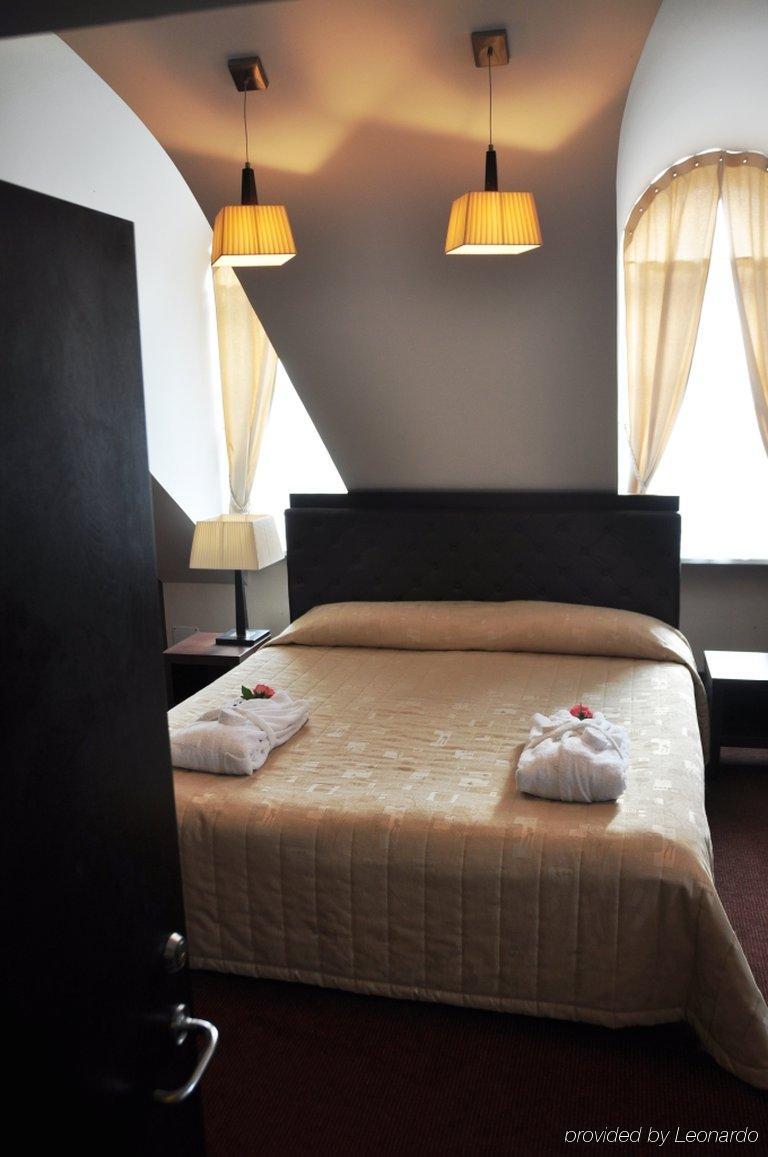 Amberton Cozy Hotel Kaunas Zimmer foto